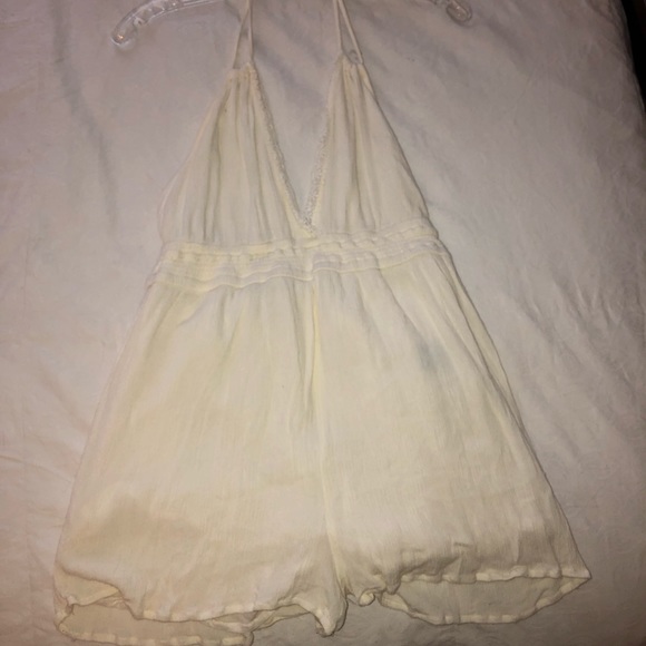 Cream Romper - Picture 1 of 3